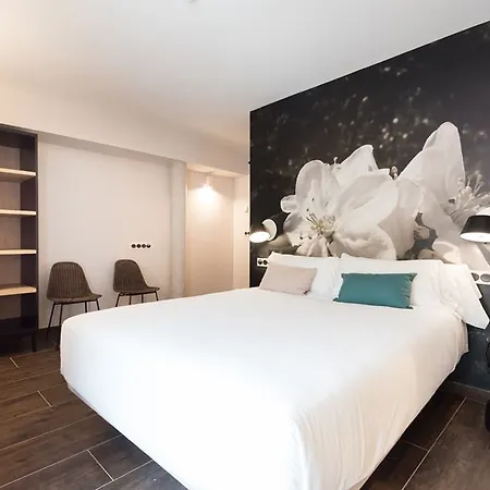 Hotel Domus Selecta Sagarlore 2*
